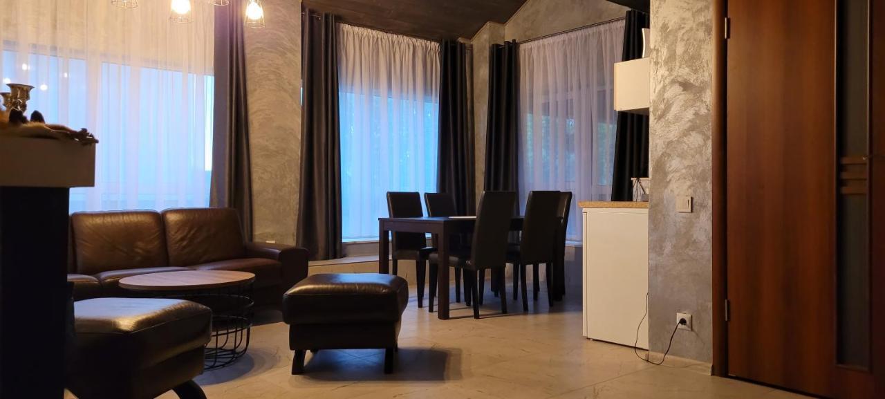 Apartamentai A&S ไคลเพดา ภายนอก รูปภาพ